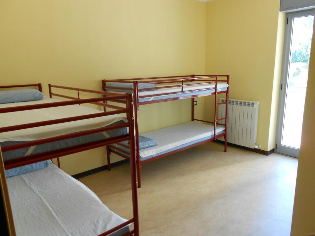 Ostello Di Saronno - Malpensa Hostel Стая снимка