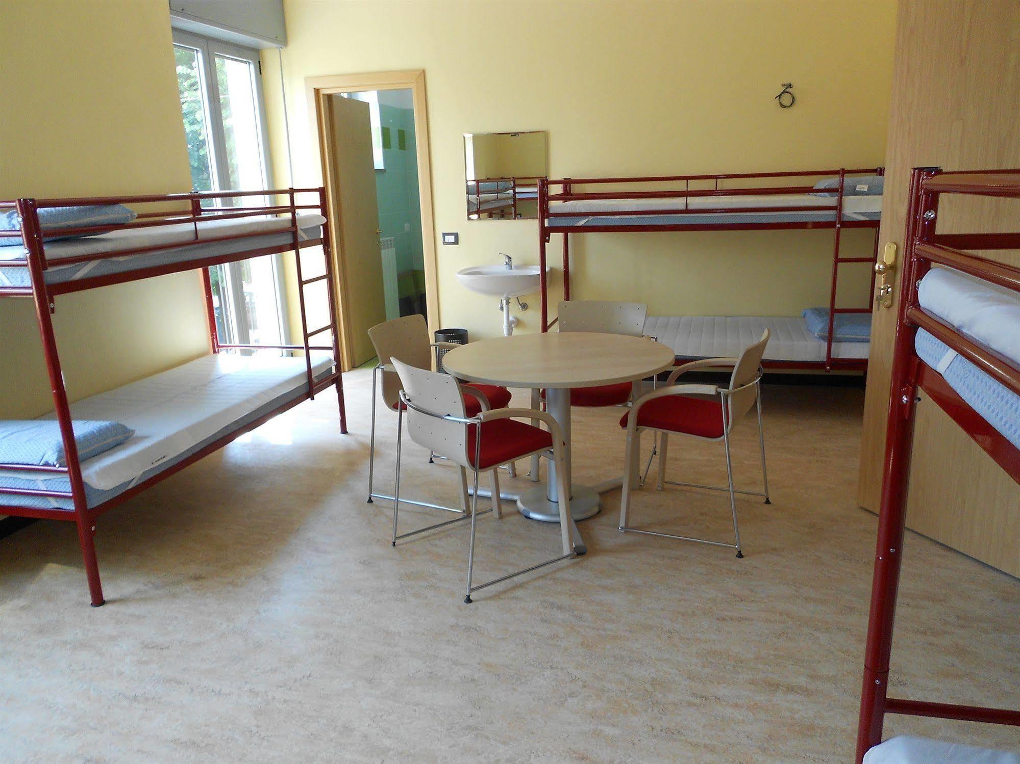 Ostello Di Saronno - Malpensa Hostel Екстериор снимка