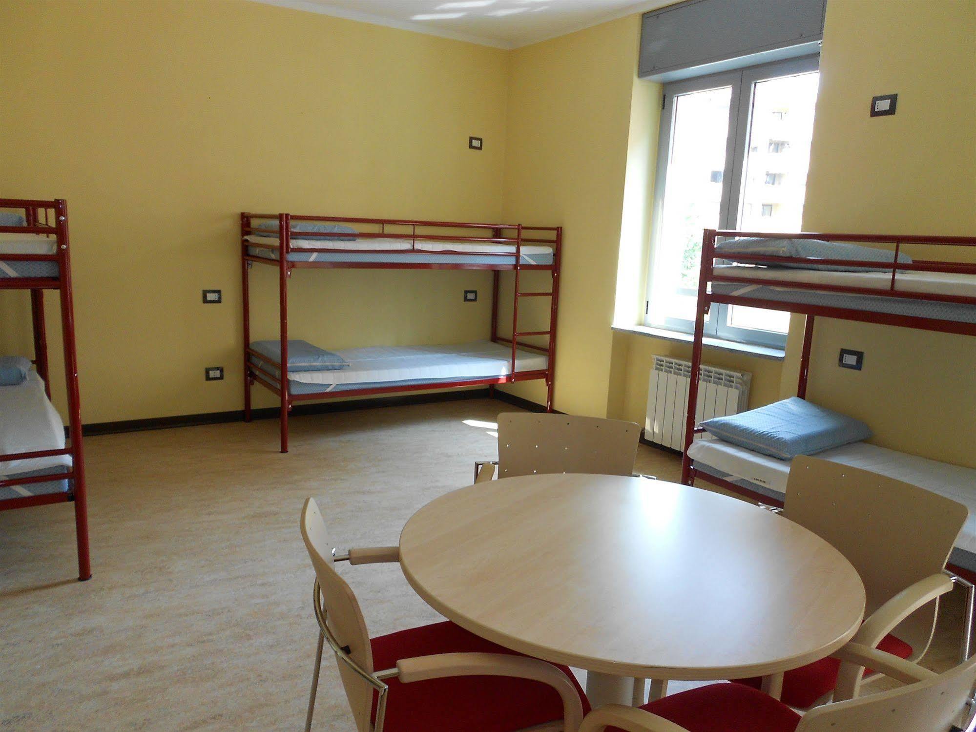 Ostello Di Saronno - Malpensa Hostel Екстериор снимка